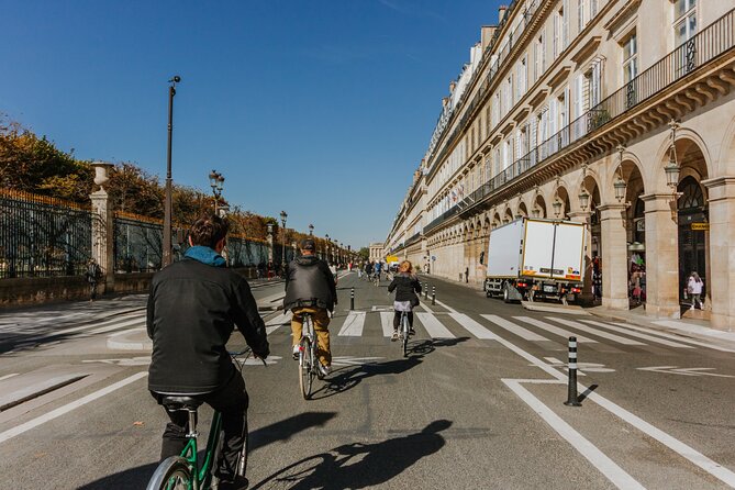 The Paris Monuments Tour - Provided Inclusions