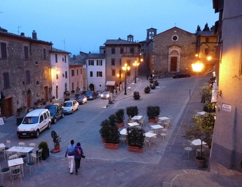 Valdorcia: the Scenery of Montalcino and Montepulciano in the World - Visiting Montepulcianos Ancient Wineries