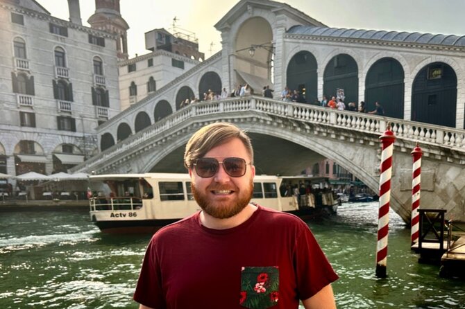 Venice in A Day: St Marks Basilica, Doges Palace & Gondola Ride - Uncovering Casanovas Prison Cell