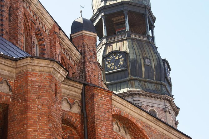 Walking Tour in Old Town - Tasting of Riga Black Balsam