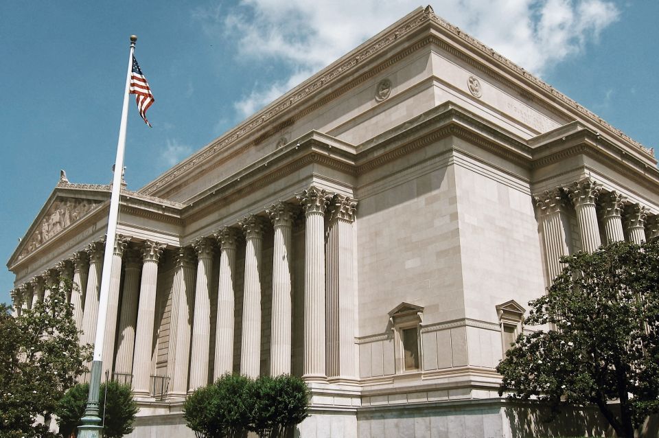 Washington, DC: National Archives - Guided Museum Tour - Viewing Influential Presidential Documents