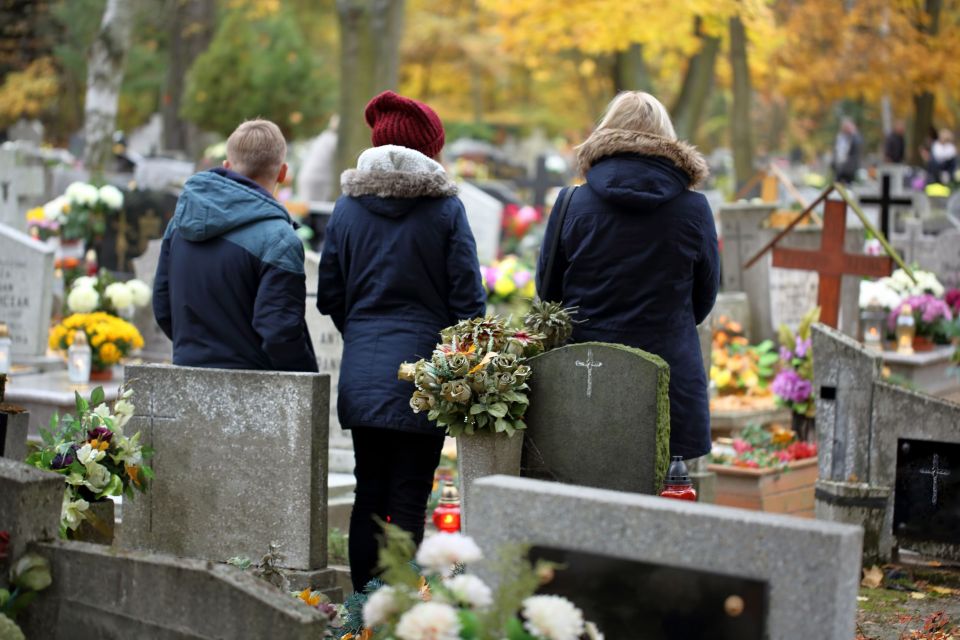 WWII History in Berlin Private Tour & German-Russian Museum - Exhibitions and Surrender Room