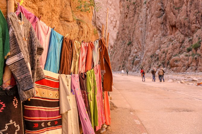 2 Days 1 Night Private Desert Trip From Fes to Merzouga - Exploring the Dunes