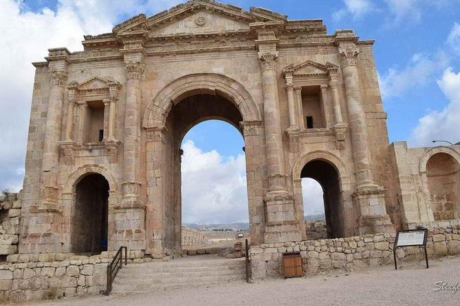 4-Day Tour From Amman: Amman, Nebo, Jerash, Petra, Wadi Rum and Dead Sea - Amman and Dead Sea