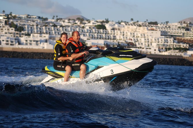 40-Minute Jet Ski Rental at Playa Quemada, Lanzarote - Group Size and Cancellation Policy