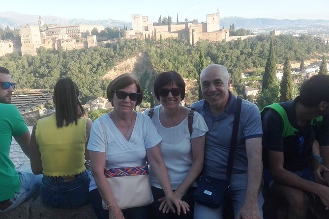 Albaiçín & Sacromonte Walking Tour - Flamenco Heritage