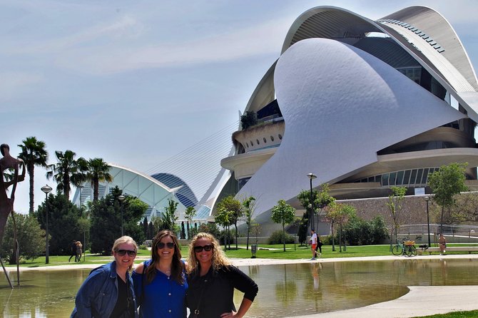 All of Valencia by Bike - Meeting Point and Location