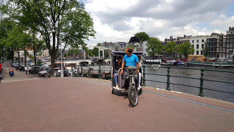 Amsterdam 1-Hour Rickshaw Tour - Booking and Availability