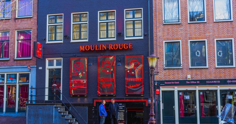 Amsterdam Red Light District: Walking Tour With Audio Guide - Accessibility and Requirements