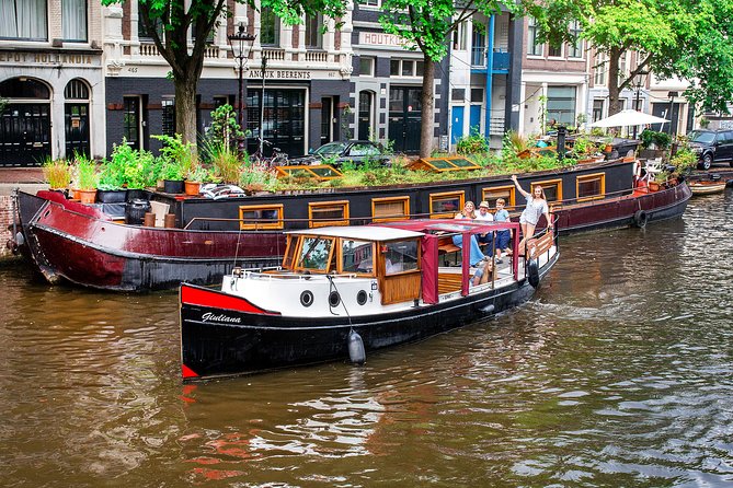 Amsterdam Small-Group Canal Cruise With Dutch Snacks and Drink - What to Expect on the Tour