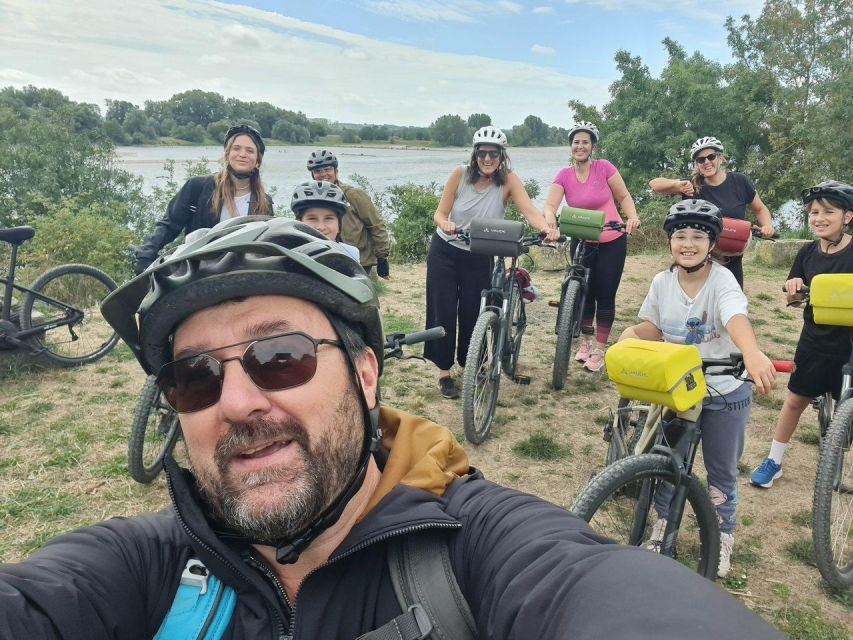 Angers: Cycling Tour With Wine Tastings! - Cycling and Picnic Lunch