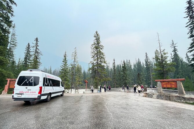 Banff to Calgary YYC Airport (Shared Shuttle Bus) - Booking and Reservations