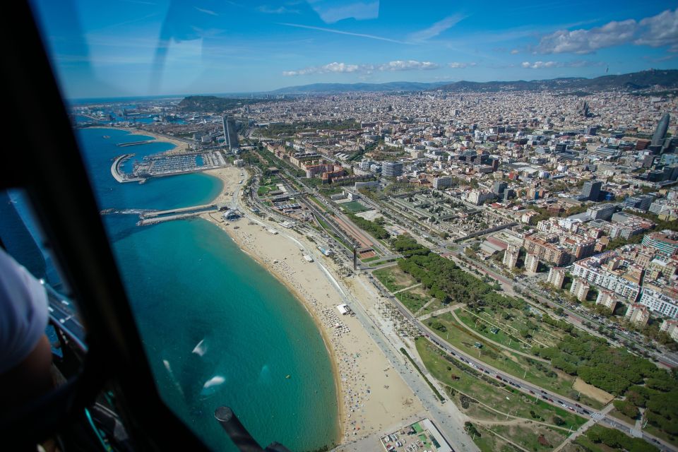 Barcelona: Scenic Helicopter Flight - Scenic Highlights