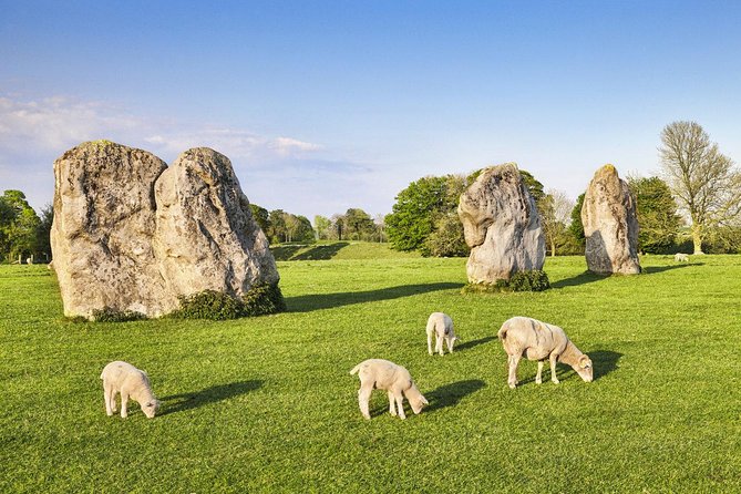 Bath, Avebury and Lacock Village Small-Group Day Tour From London - Exploring Bath