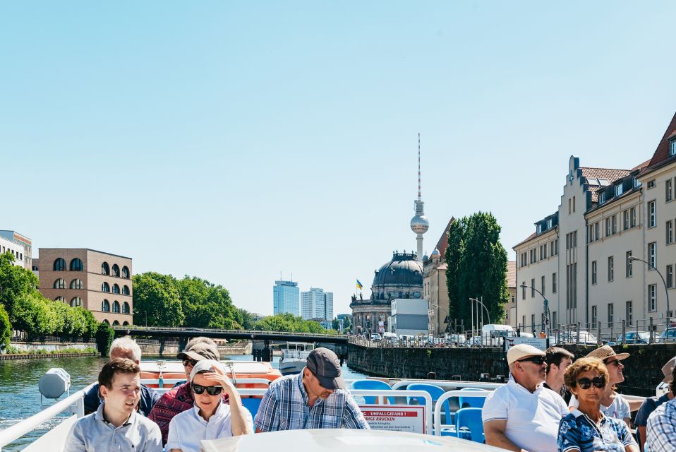 Berlin: 1-Hour City Tour by Boat With Guaranteed Seating - Seating and Arrival Recommendations