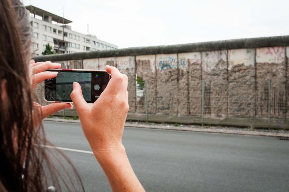 Berlin: Discover Berlin Walking Tour - Checkpoint Charlie and Its Significance