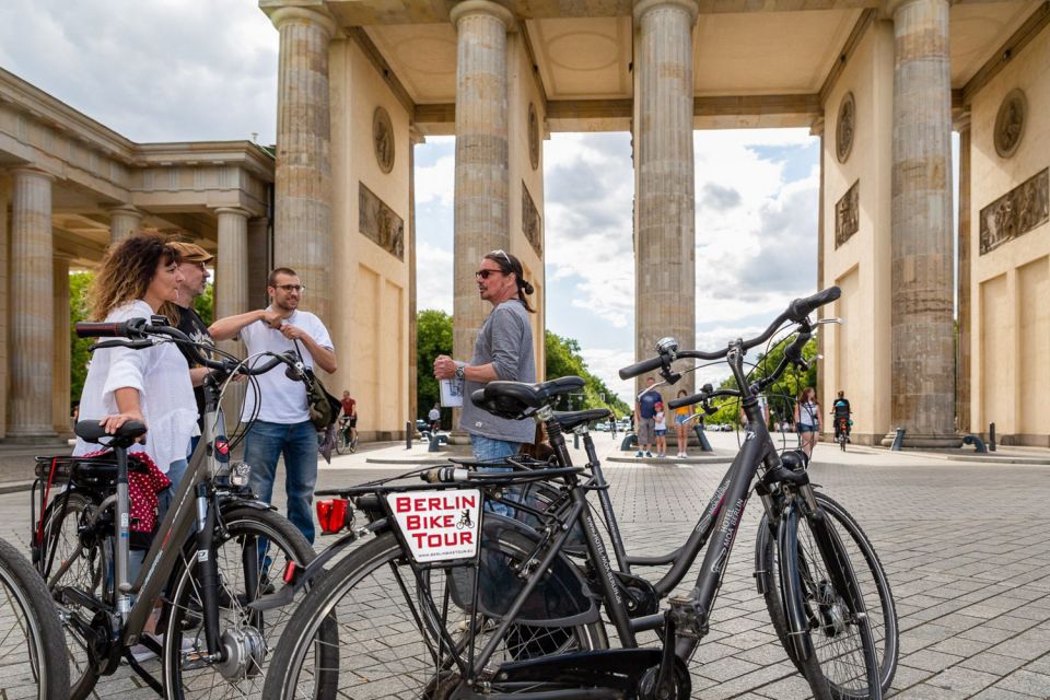 Berlin: Small Group Bike Tour Through City Center - Navigating Tiergarten