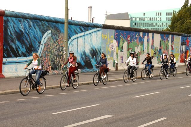 Berlin: Vibes of Berlin Bike Tour - Cancellation Policy