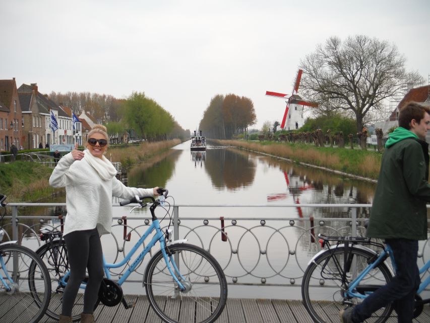 Bruges: Flatlands Guided Bike Tour - Cycling in the Flatlands