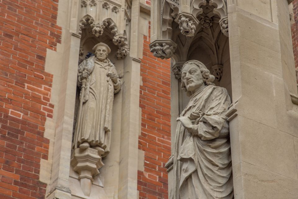 Cambridge: Alumni-Led Walking Tour W/Opt Kings College Entry - Exploring Cambridge Colleges