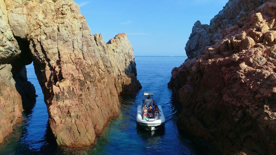 Cargèse: Piana Capo Rosso Calanques Semi-Rigid Boat Tour - Meeting Point