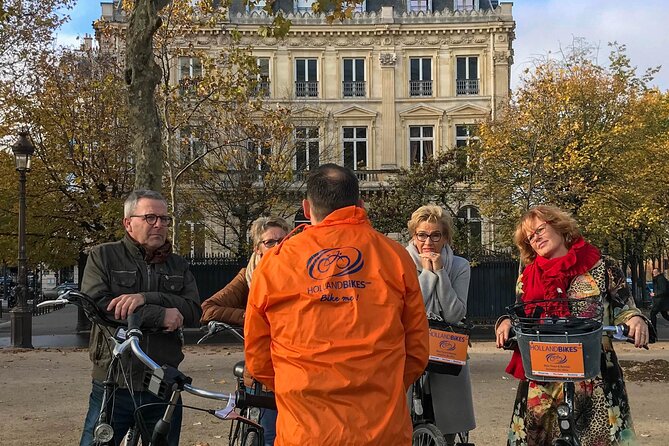 City Bike Tour on a Dutch Bike - Discovering City Highlights