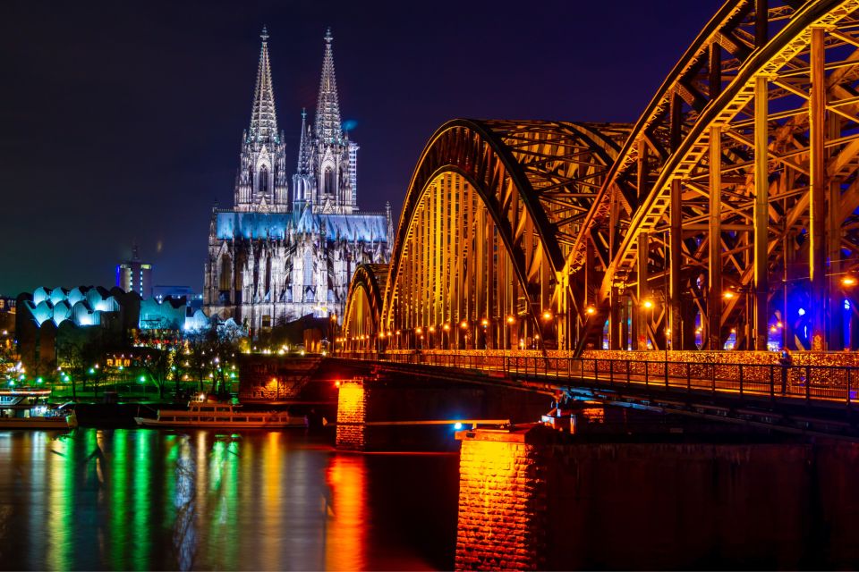 Cologne: First Discovery Walk and Reading Walking Tour - Requirements and Recommendations