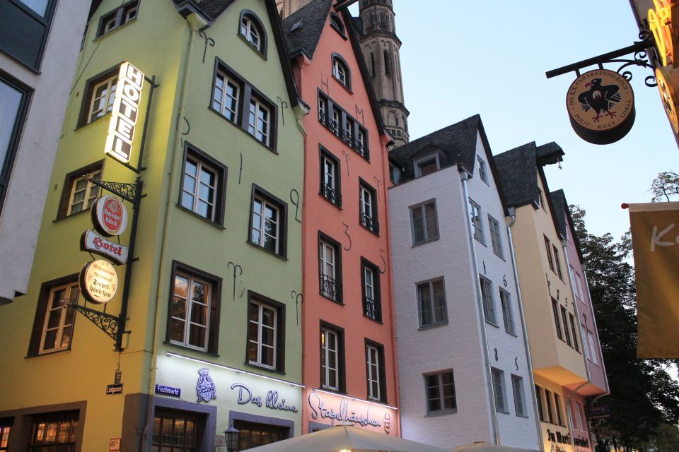 Cologne: Kölsch Highlights/Old Town Tour in German - Exploring Colognes Old Town