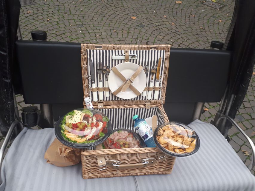 Cologne: Rickshaw Picnic and Park Tour, 2 Pers - Frequently Asked Questions