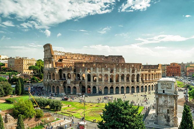 Colosseum Tour With Gladiator Arena Floor, Forum and Palatine Hill - Discover the Roman Forum