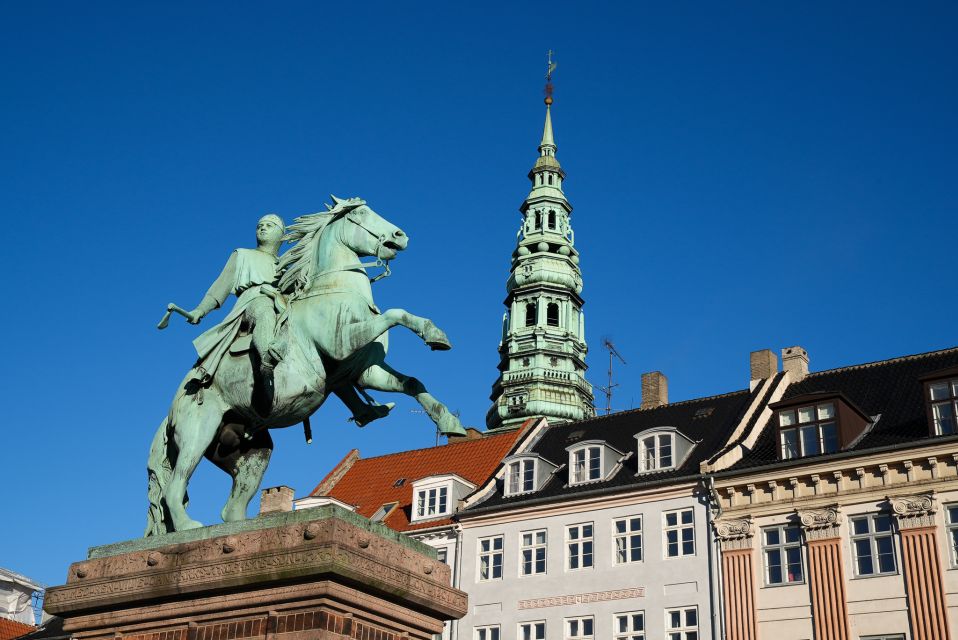 Copenhagen: Private Guided Tour - 90 Minutes - Hidden Gems - Language and Accessibility