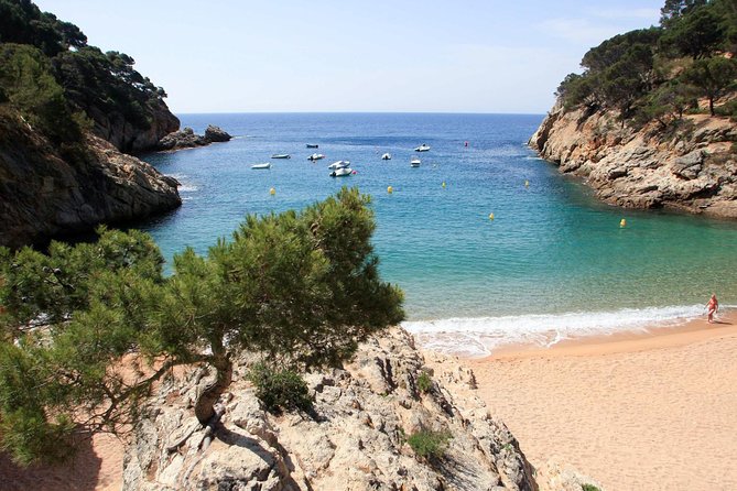 Costa Brava Small Group With Hotel Pick-Up and Boat Ride - Tour Inclusions and Exclusions