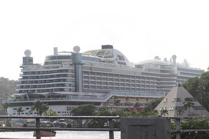 Cruise Ship - On Island for a Day Excursion - Tranquil Nature