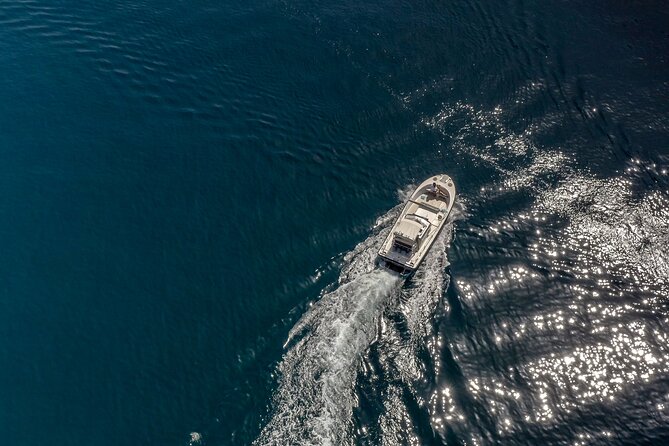 Day Boat Tour Cinque Terre & Porto Venere - Relaxation and Refreshment