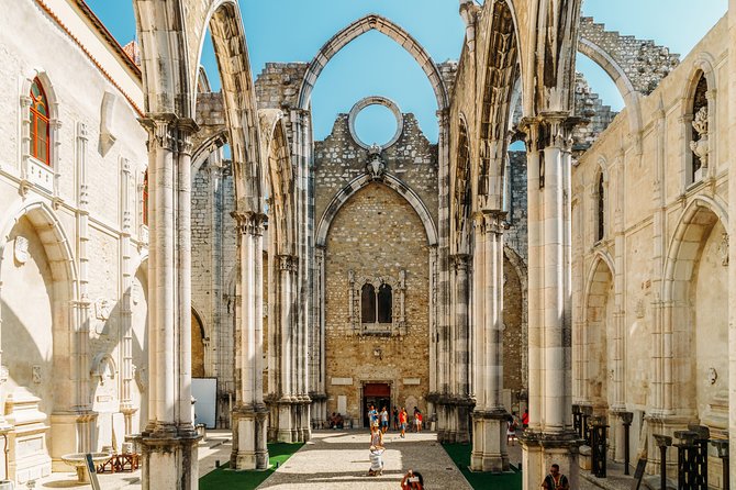 Discover Lisbon: Full-Day Private Tour & Gastro Experience - Carmo Convent and Se Cathedral