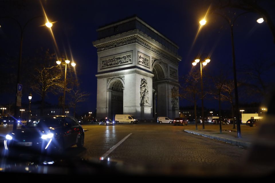 Discover Paris in a 2CV - Customizable Experience