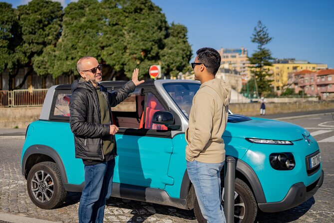 Discovering Porto in an Eco-Friendly Vehicle - Confirmation and Participation