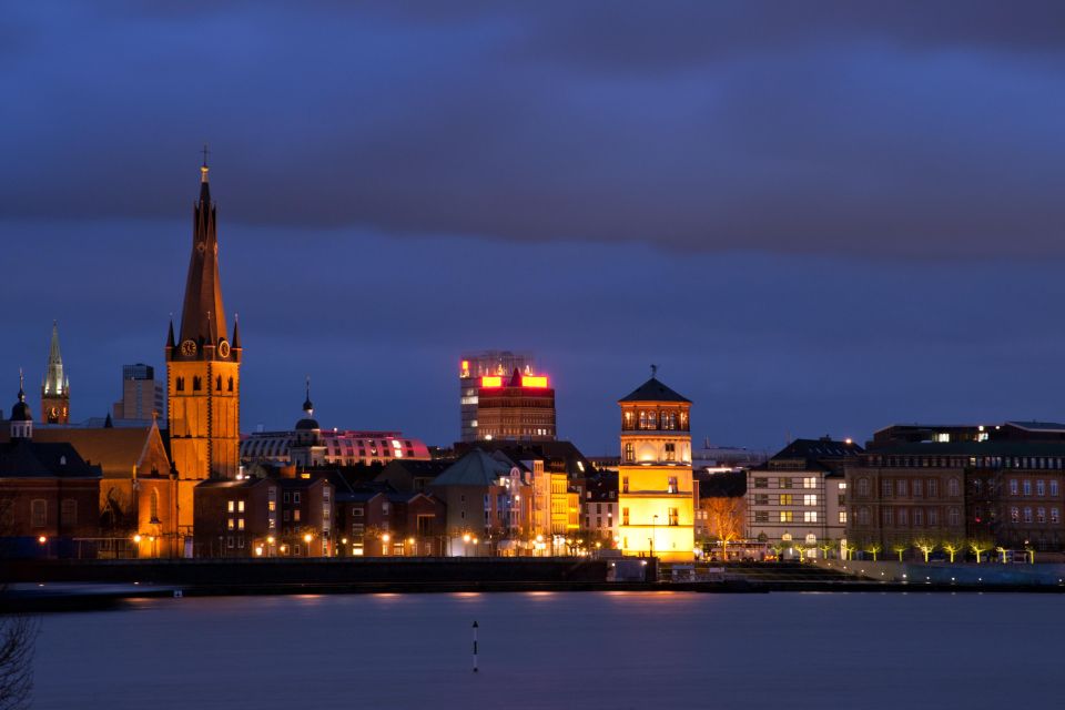 Dusseldorf: Walking Tour With Audio Guide on App - Utilizing the CityAppTour Features