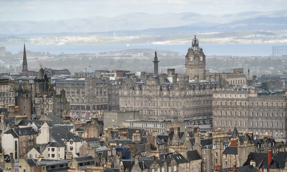 Edinburgh: 2-Hour Nighttime Ghost Tour - Meeting Point and Arrival Time