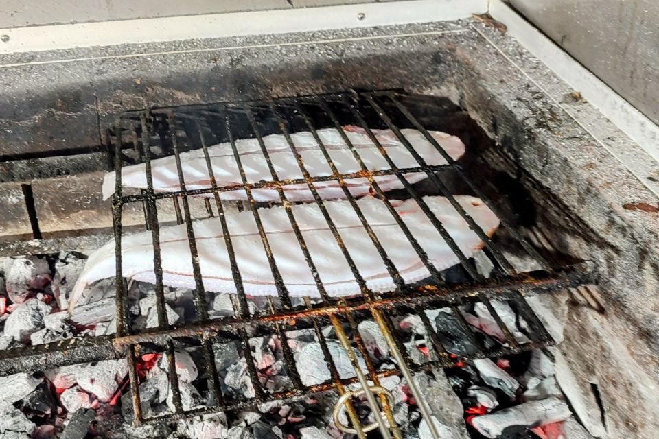 Ericeira Private Tour: 10 Tastings Food Tour - Fishermens Beach and Sea Wolves