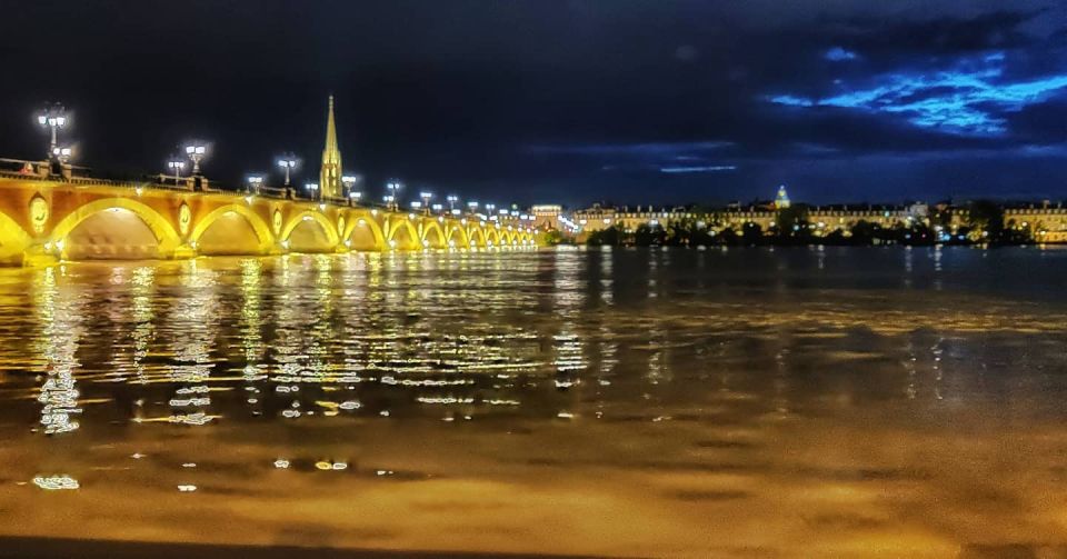 Exclusive! Bordeaux: Nighttime Highlights Walking Tour - Inclusions and Exclusions