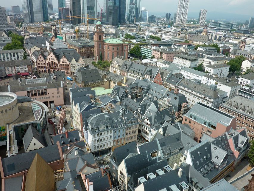 Frankfurt: Old Town & Bridge Quarter Outdoor Escape Game - Language of the Event