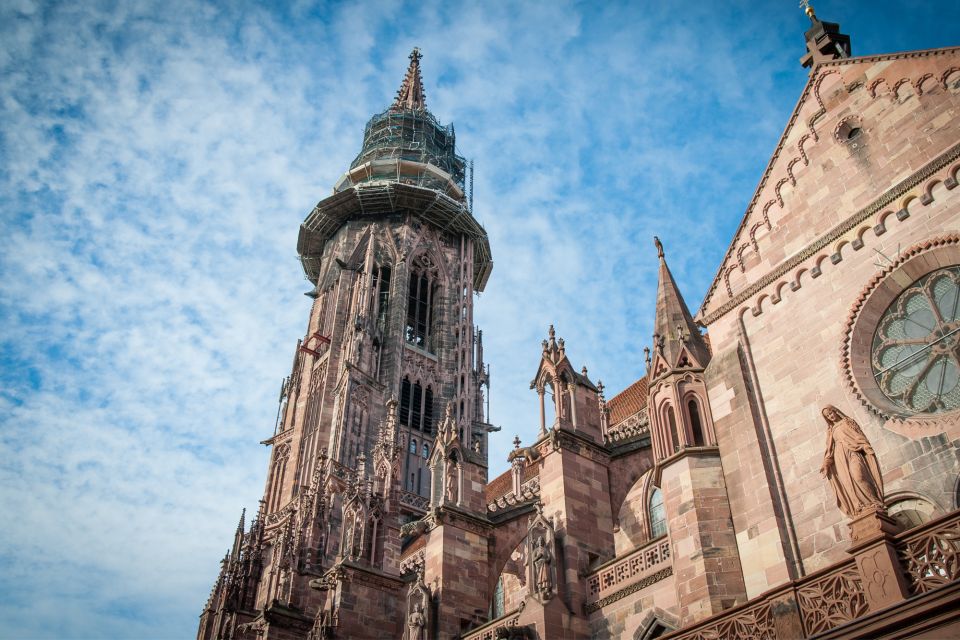 Freiburg: Highlights Self-Guided Scavenger Hunt & Tour - Walking Tour Details