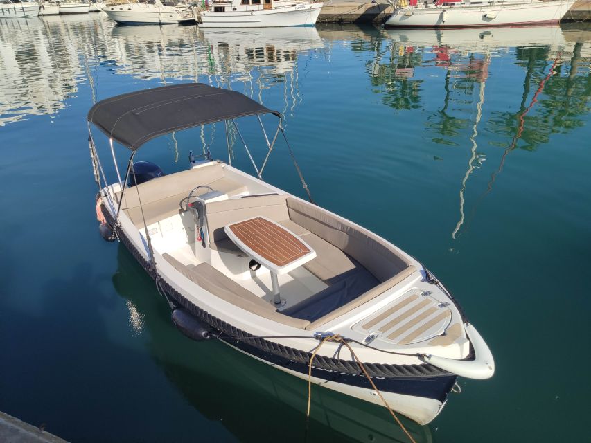 From Benalmadena: Experience Boat Rental No Need License - Restrictions