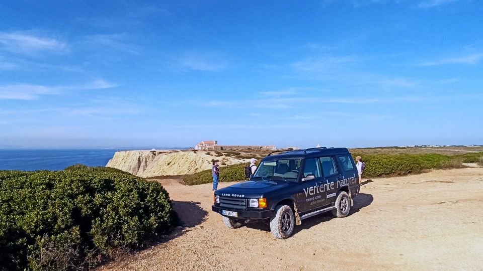 From Lisbon or Sesimbra: 4x4 Tour to Cape Espichel - Visit Sesimbra Castle