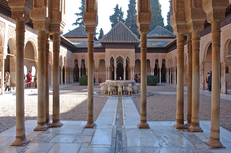 From Malaga: Alhambra Guided Tour With Entry Tickets - Break Time