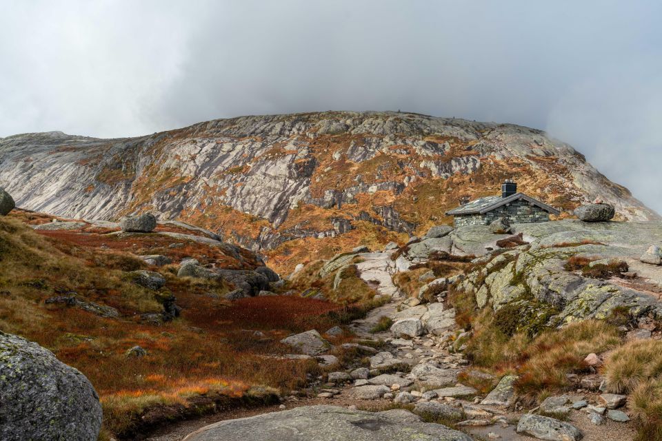 From Stavanger - Hike to Kjeragbolten With Norwegian Guide - Photo Stop at Kjeragbolten