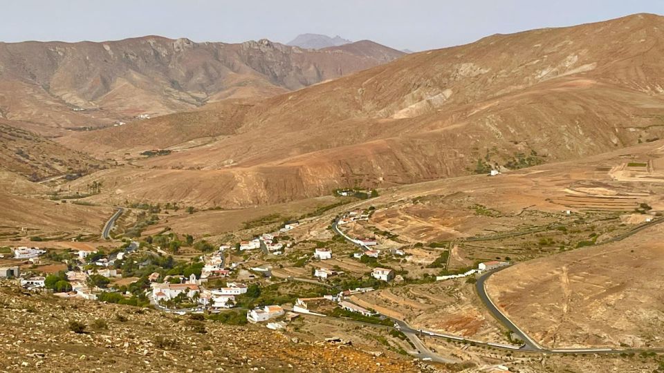 Fuerteventura: Island Highlights Guided Sightseeing Tour - Mirador De Guise Y Ayose