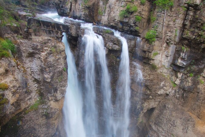 Full Day Banff & Yoho National Park Tour Group 4/6ppl Customizabl - Accessibility