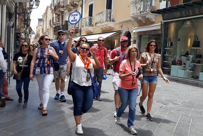 Full Day Taormina and Castelmola Tour With Messina Shore Excursion - Exploring Taormina